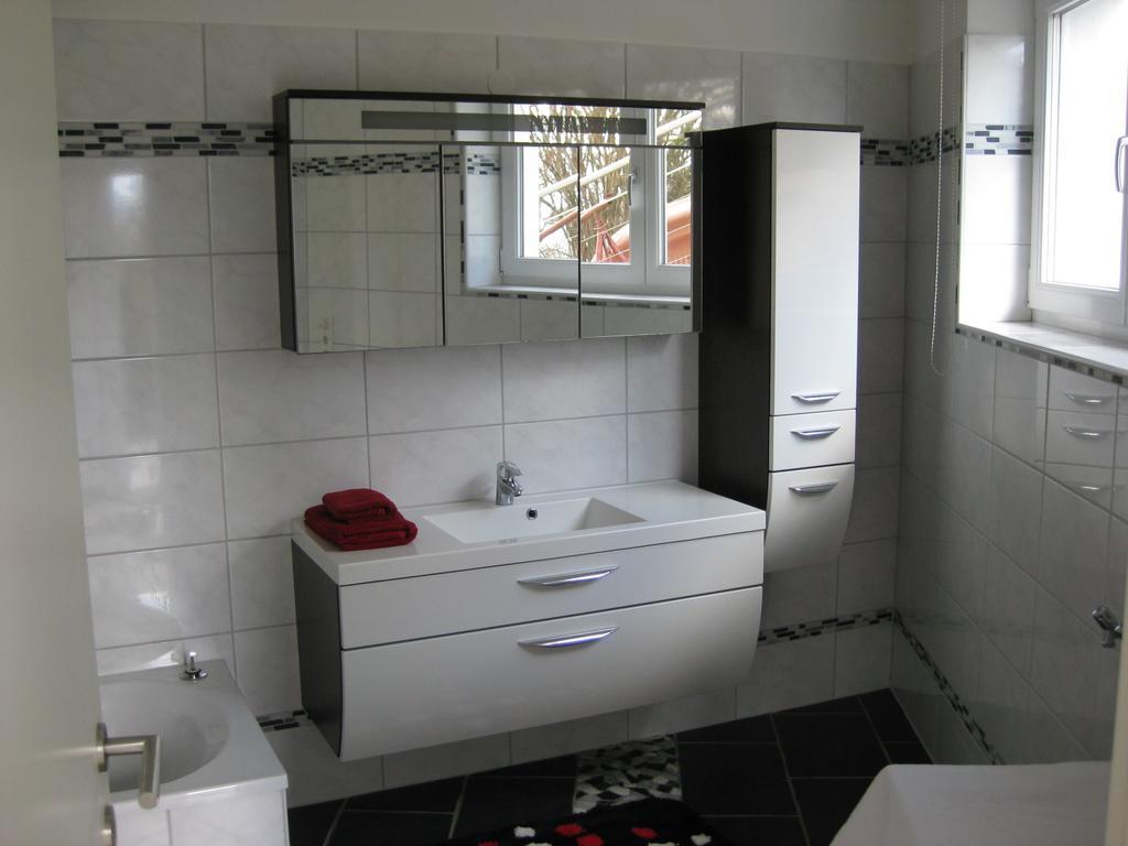 גמונדן Topwohnung 45M2 Oder Weisses Zimmer 15 M2 - Naehe Gruenberg חדר תמונה